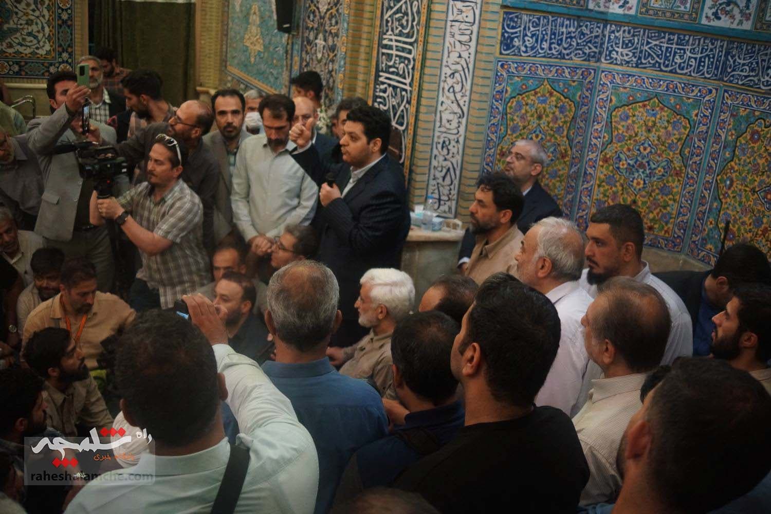 سعید جلیلی به بازار بزرگ تهران رفت +تصاویر — تصویر 19