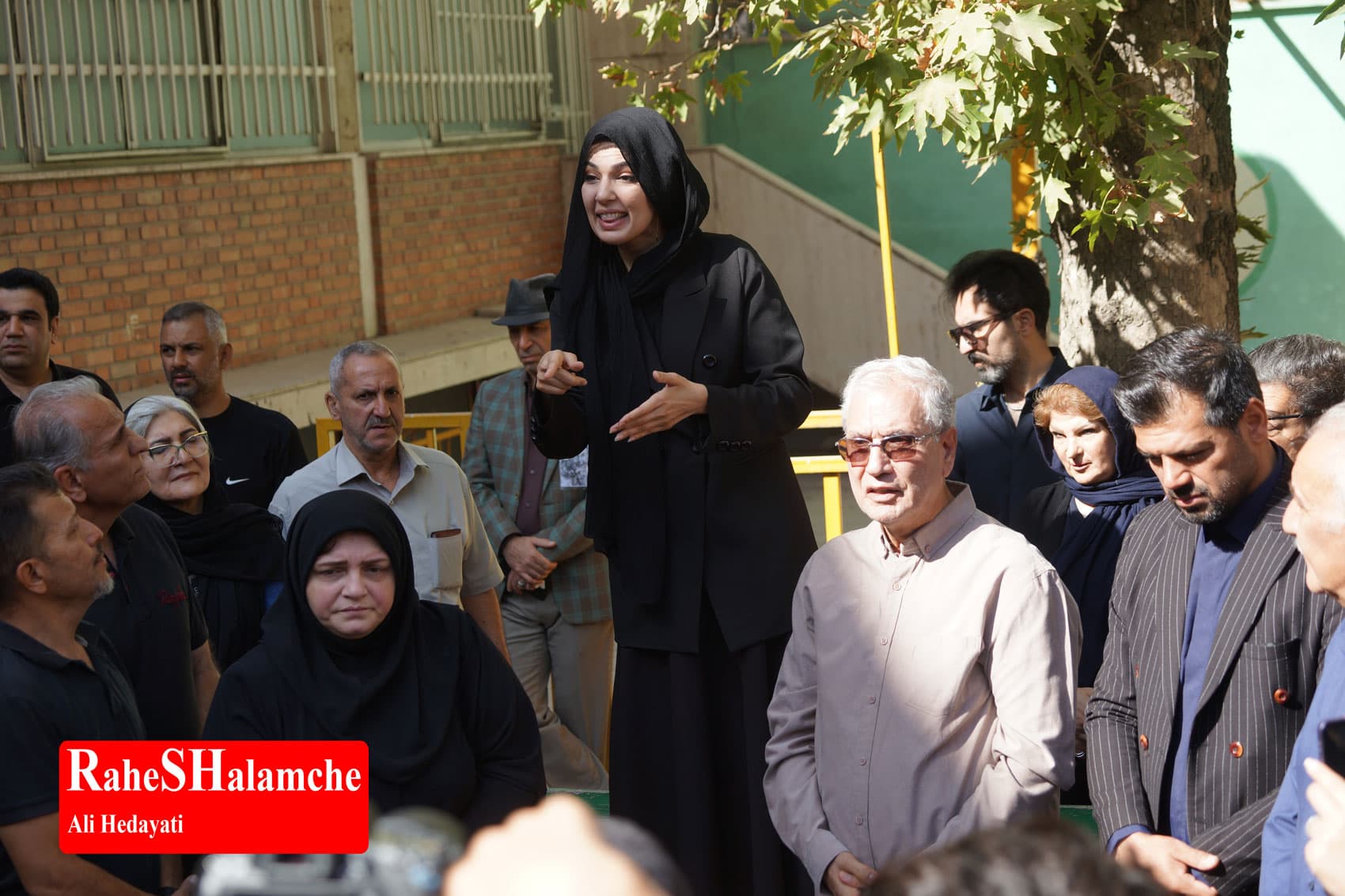 پیکر ثمین باغچهبان تشییع شد +تصاویر — تصویر 31