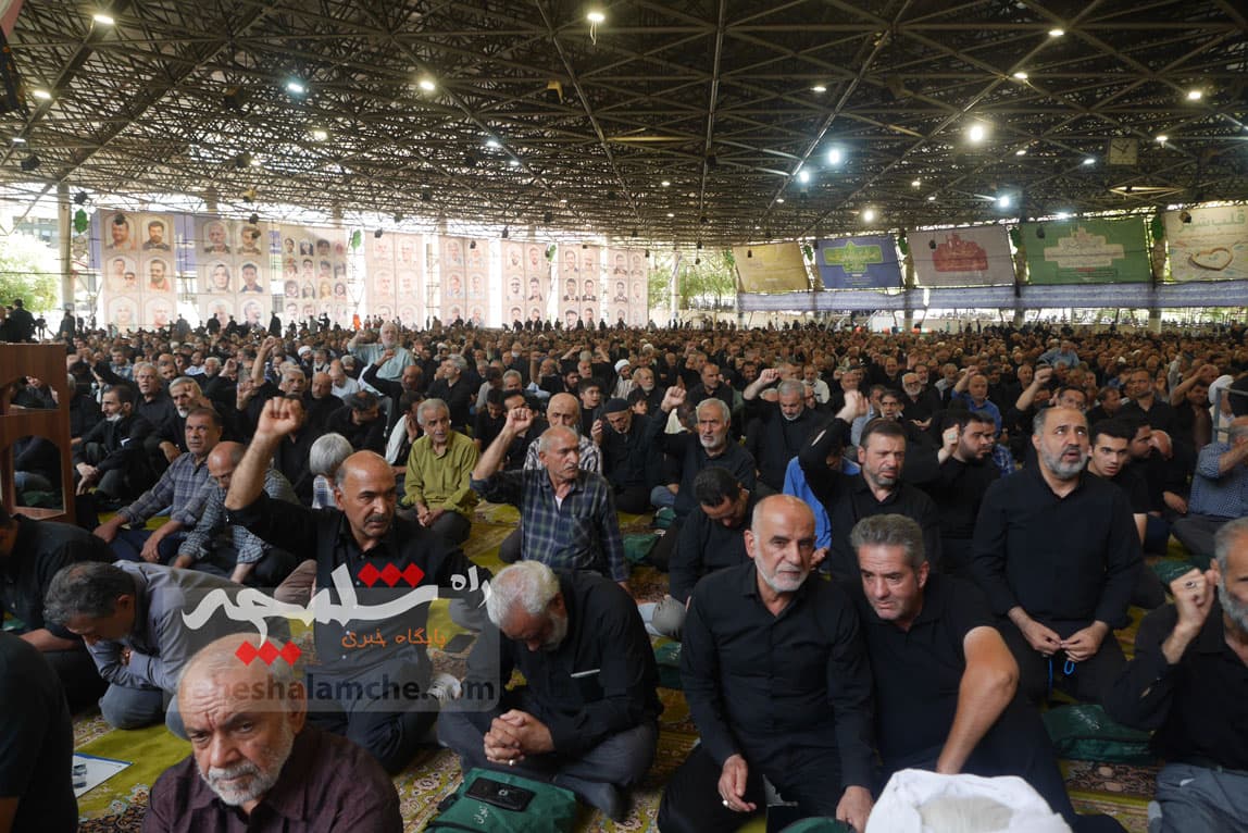 نماز جمعه تهران در اولین روز ماه محرم حسینی برگزار شد +تصاویر — تصویر 66