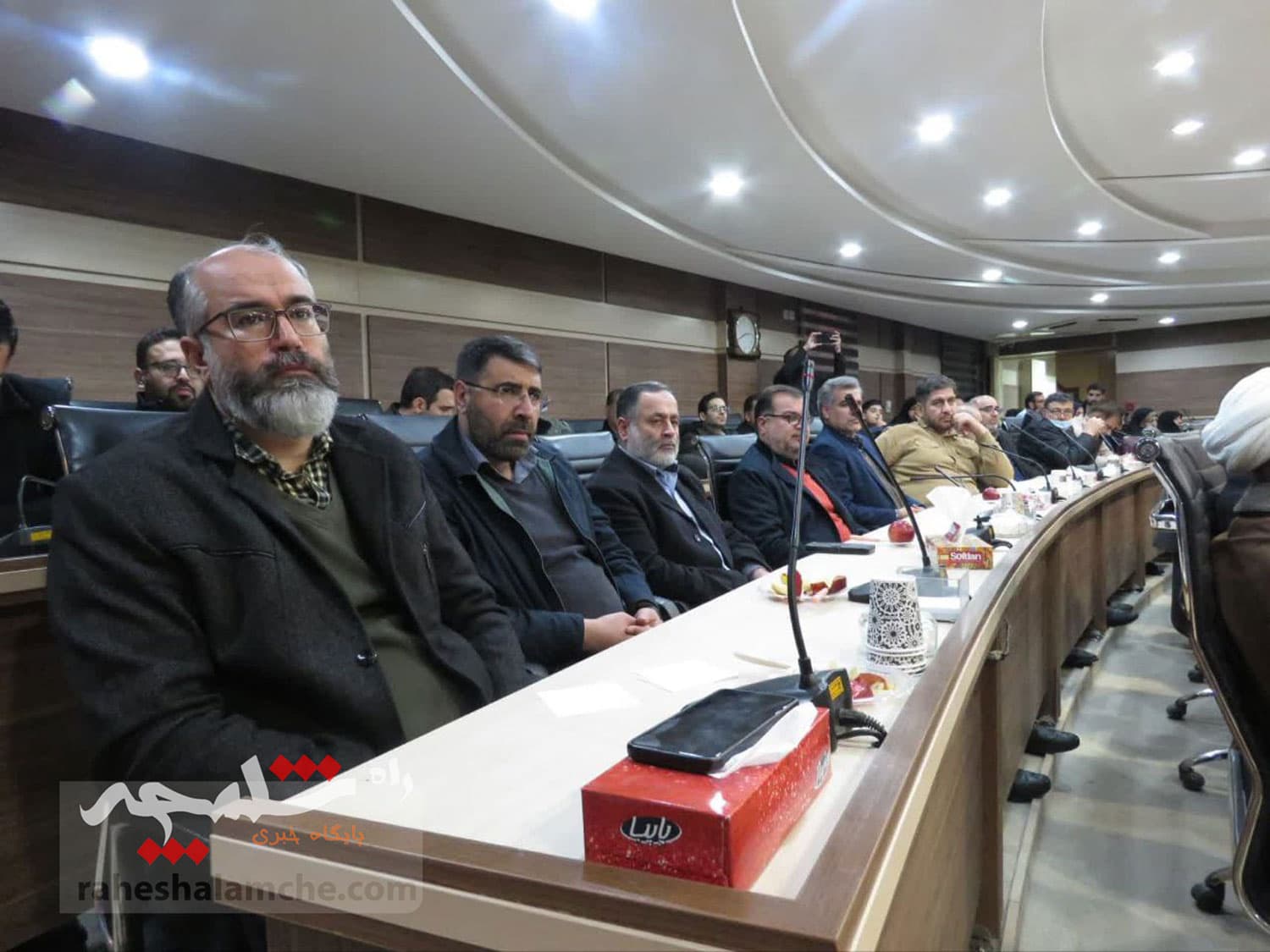 نشست اساتید دانشگاههای همدان با طحاننظیف +تصاویر — تصویر 13