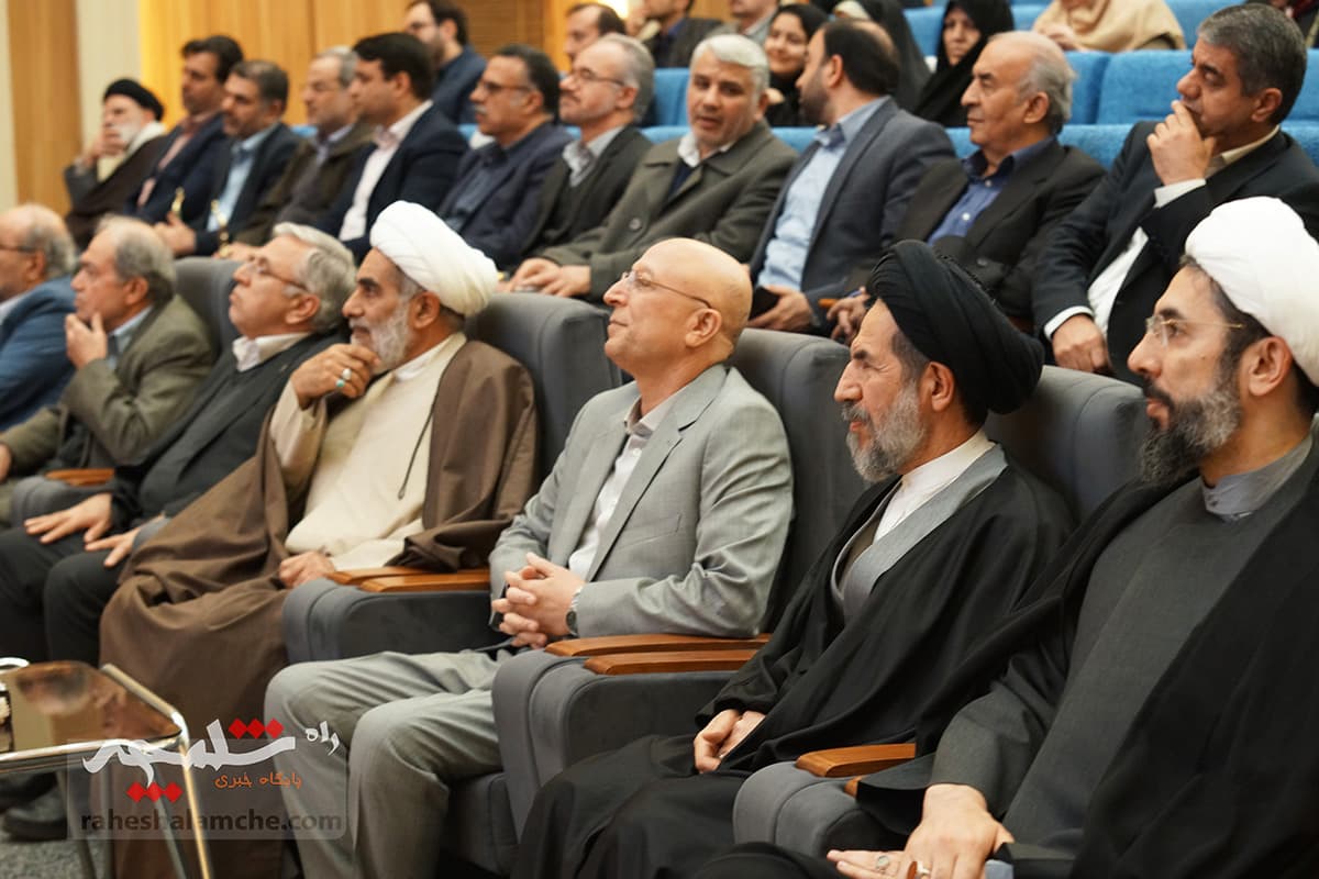گزارش تصویری نخستین جشنواره فرهنگی دانشگاه تهران — تصویر 58