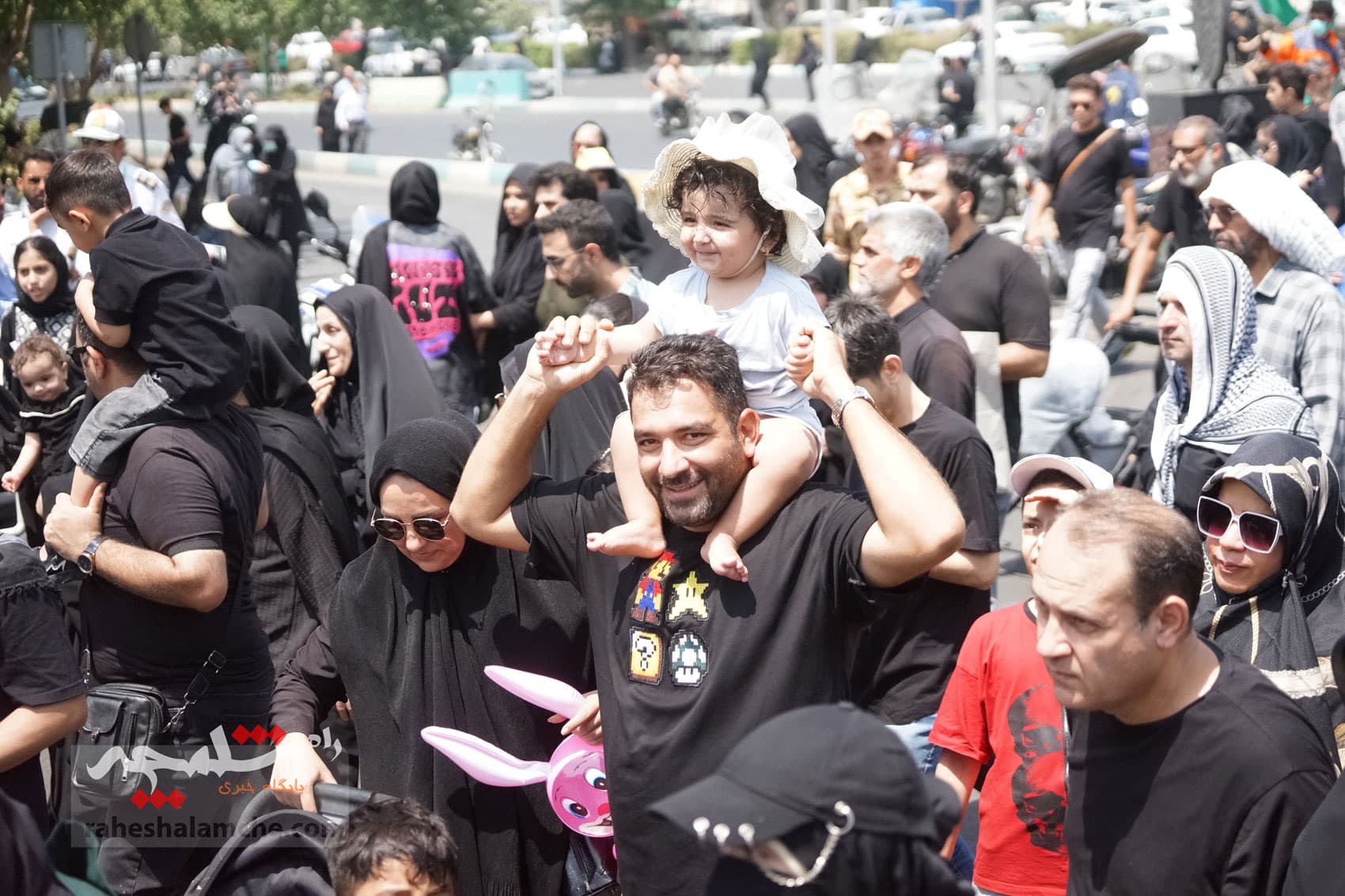 جاماندگان پیاده اربعین حسینی در تهران +تصاویر — تصویر 46