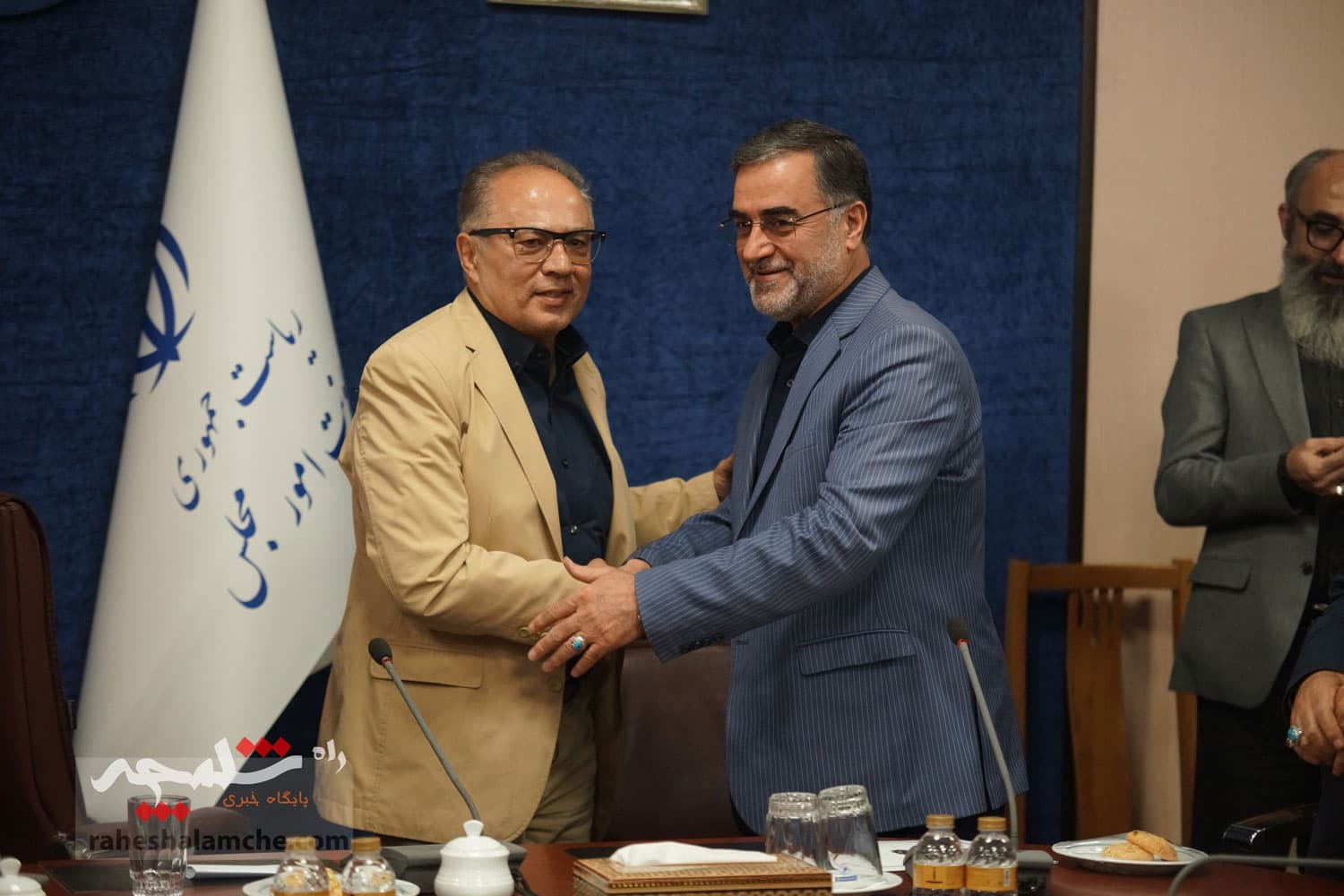 گزارش تصویری اولین روز کاری شهرام دبیری معاون پارلمانی رئیسجمهور — تصویر 42