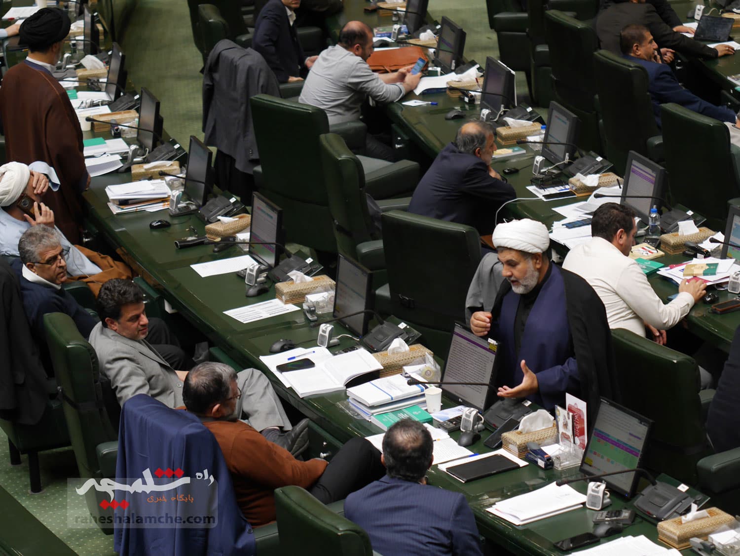 گزارش تصویری اولین روز بررسی لایحه بودجه 1404 مجلس شورای اسلامی — تصویر 50