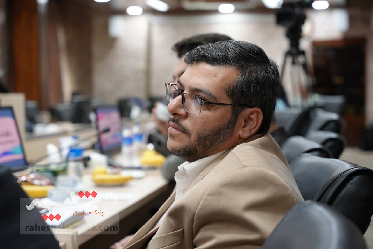 برگزاری نشست خبری کنگره شهدای دانشگاه آزاد اسلامی استان تهران +تصاویر — تصویر 13