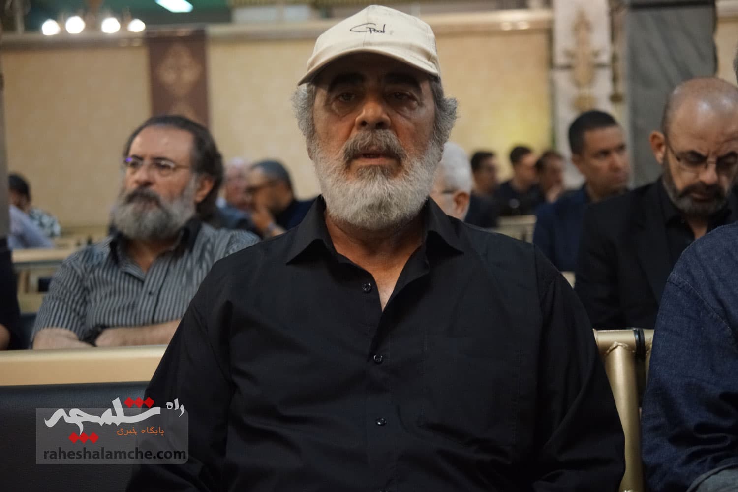 همه چهرههای مشهوری که در مراسم ختم زهره حمید حضور داشتند +تصاویر — تصویر 33