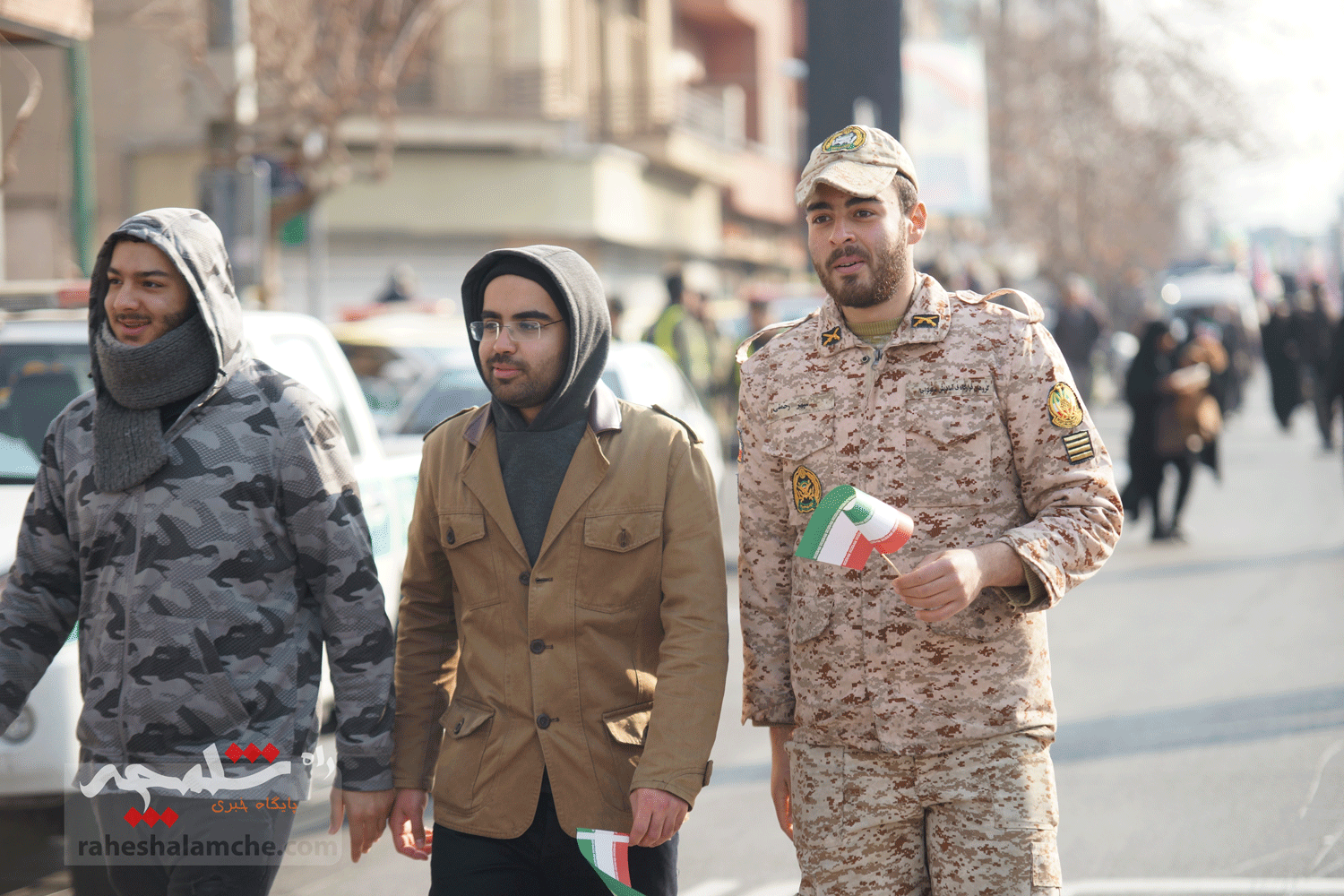 حماسه مردم ایران در 22 بهمن 1403 +تصاویر — تصویر 6