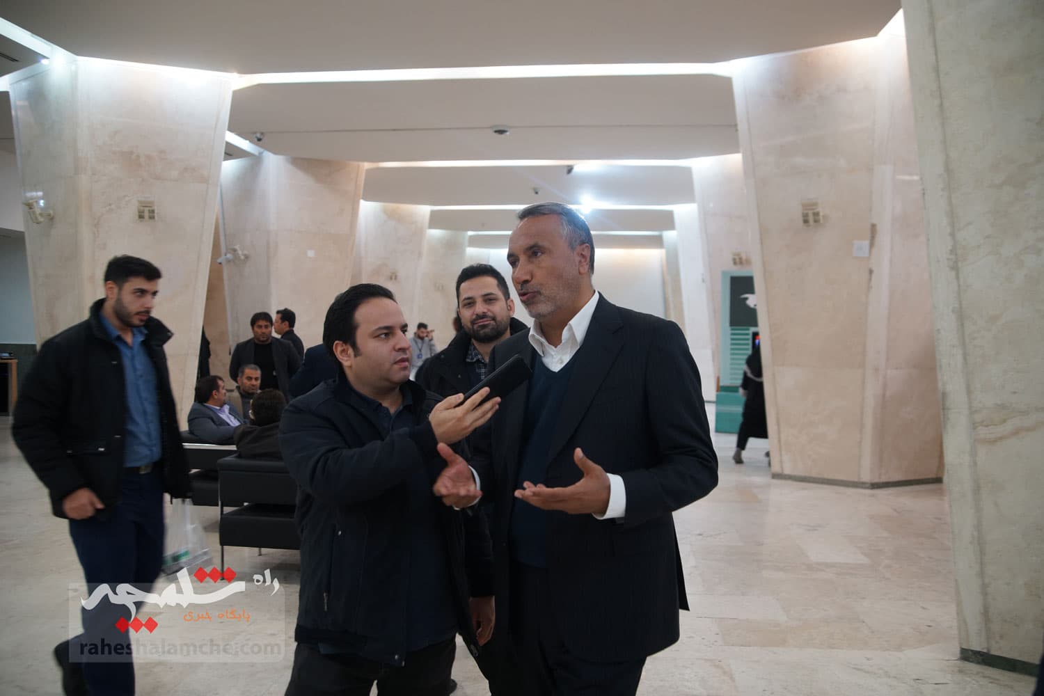 سوژه امروز خبرنگاران در مجلس +تصاویر — تصویر 28