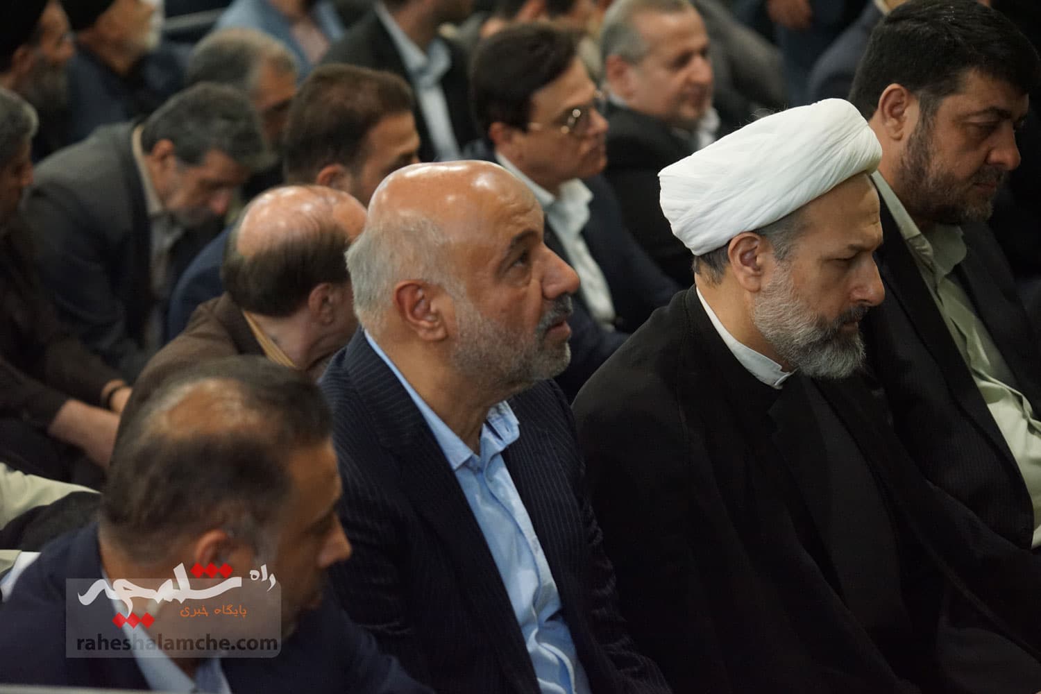برگزاری نمازجمعه تهران در آغاز هفته کار و کارگر +تصاویر — تصویر 23