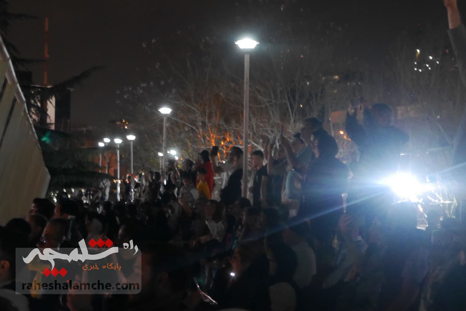 مراسم بزرگترین نورافشانی کشور در پل طبیعت برگزار شد +تصاویر — تصویر 44
