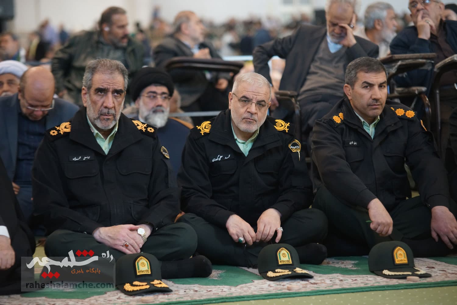 آخرین نماز جمعه تهران در سال 403 برگزار شد+تصاویر — تصویر 53