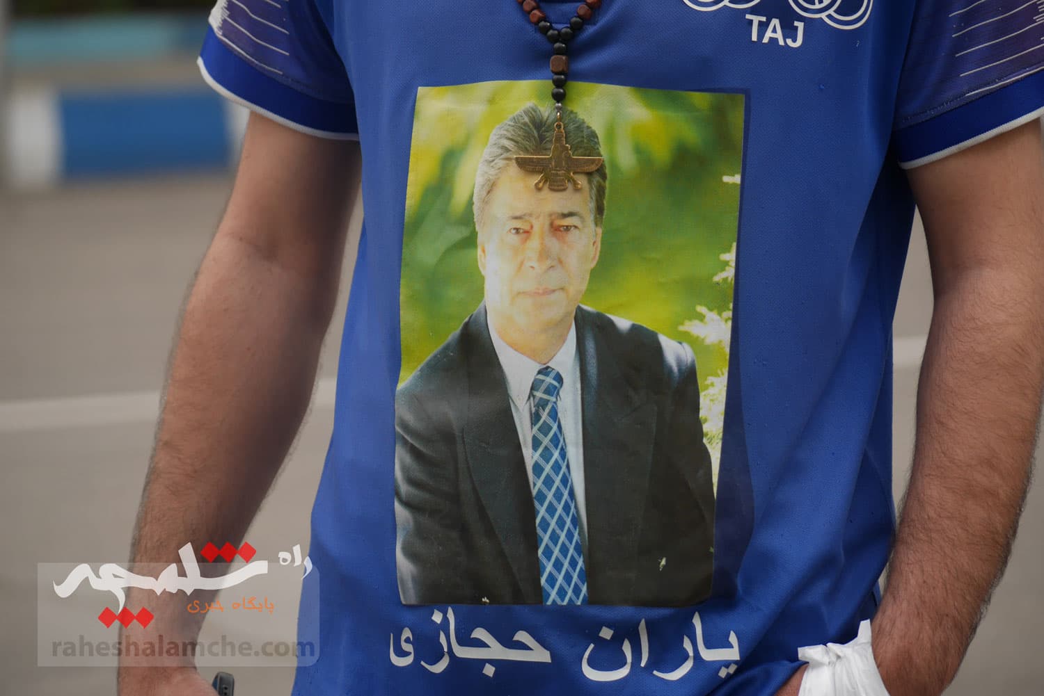 چه کسانی در مراسم تشییع پیکر «عمو ظلی» حضور دارشتند +تصاویر — تصویر 10
