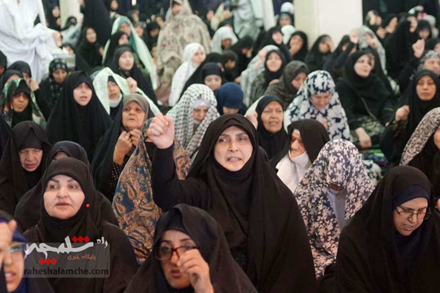 نماز جمعه این هفته تهران برگزار شد +تصاویر — تصویر 77
