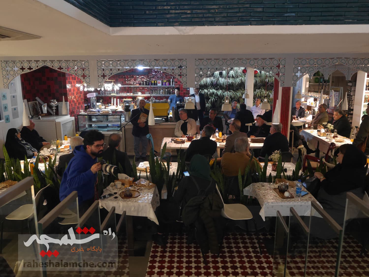 آغاز آئین «کتابگردی» در تهران +تصاویر — تصویر 18
