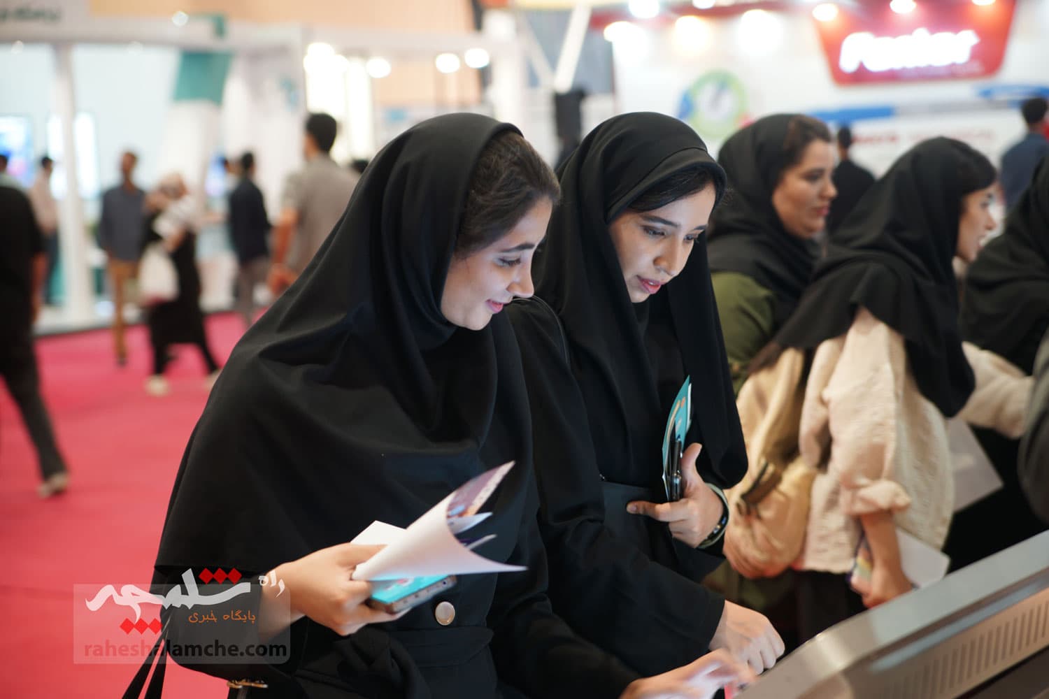 دومین «نمایشگاه کار» دانشگاه تهران +تصاویر — تصویر 36