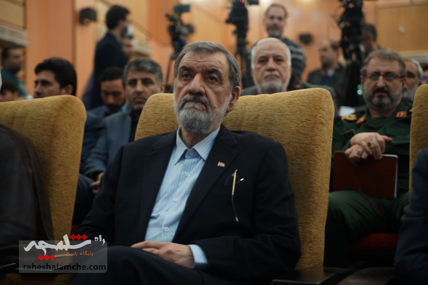 تجلیل از منتخبان جشنواره پژوهشی و فناوری در دانشگاه جامع امام حسین(ع) +تصاویر — تصویر 45