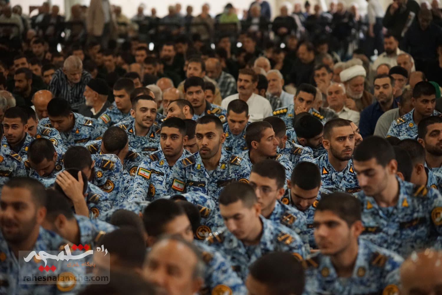 گزارش تصویری نماز جمعه تهران- 22 فروردین — تصویر 26