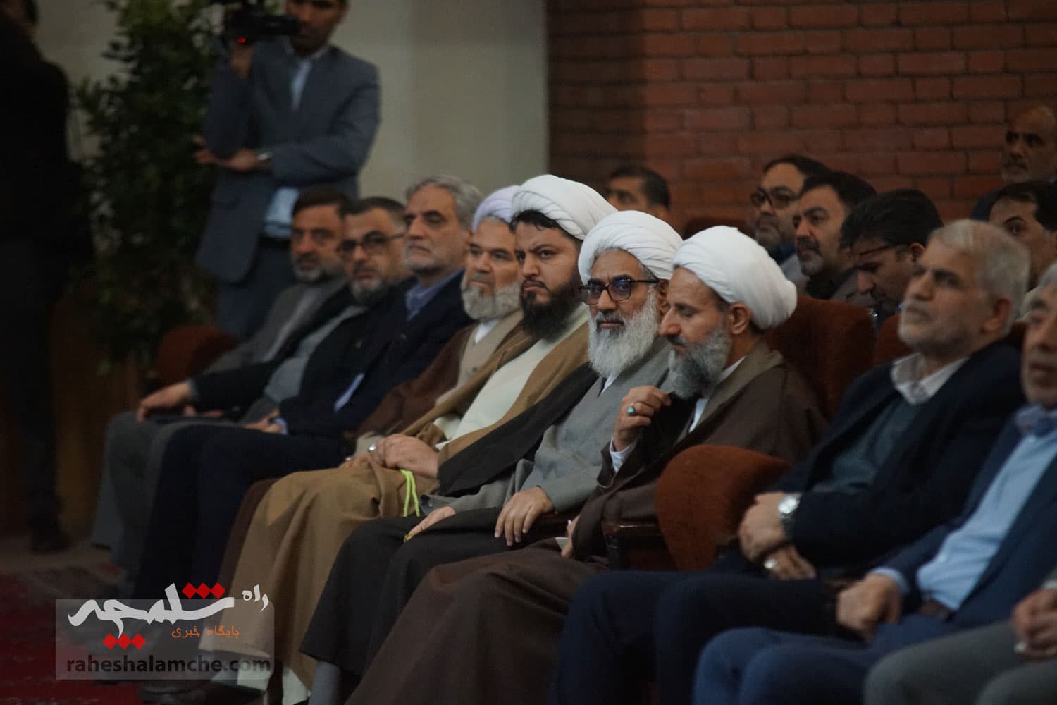 گزارش تصویری کامل سفر پزشکیان جنوب شرق تهران — تصویر 36