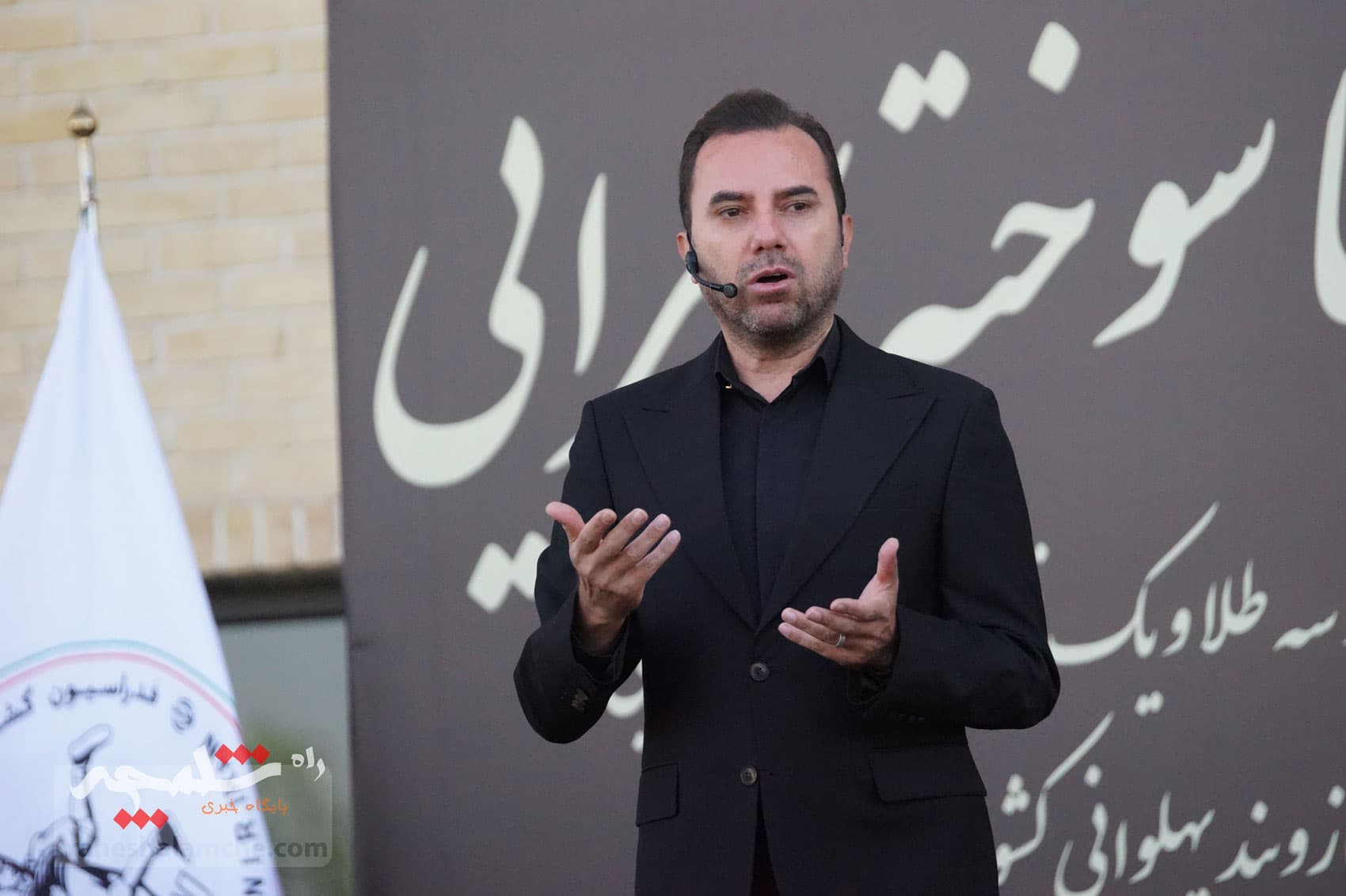 تشییع پیکر پهلوان همیشه خندان کشتی ایران چه گذشت؟ +تصاویر — تصویر 26