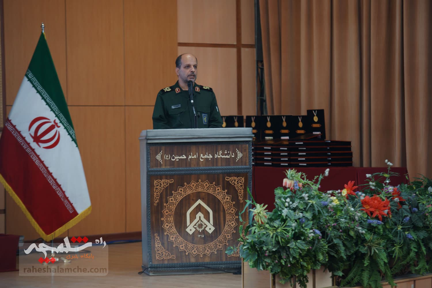 تجلیل از منتخبان جشنواره پژوهشی و فناوری در دانشگاه جامع امام حسین(ع) +تصاویر — تصویر 58