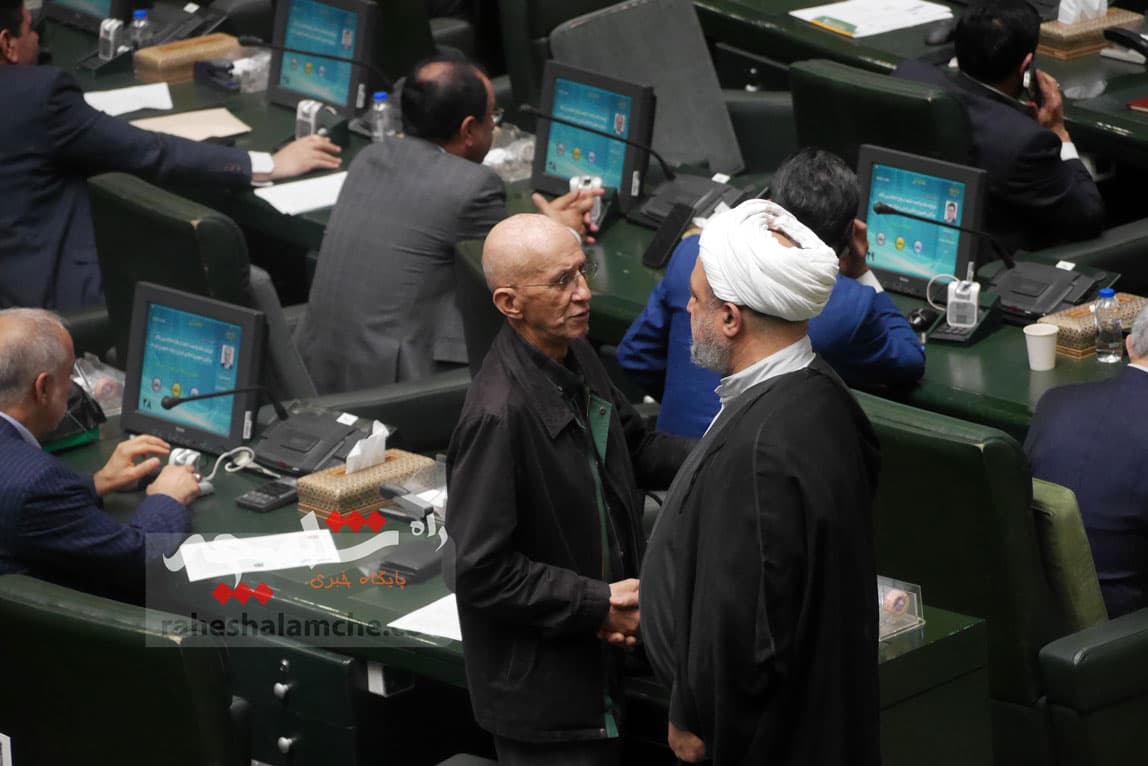 حاشیههای تصویری اولین روز صحن علنی مجلس در سال 1404 — تصویر 119