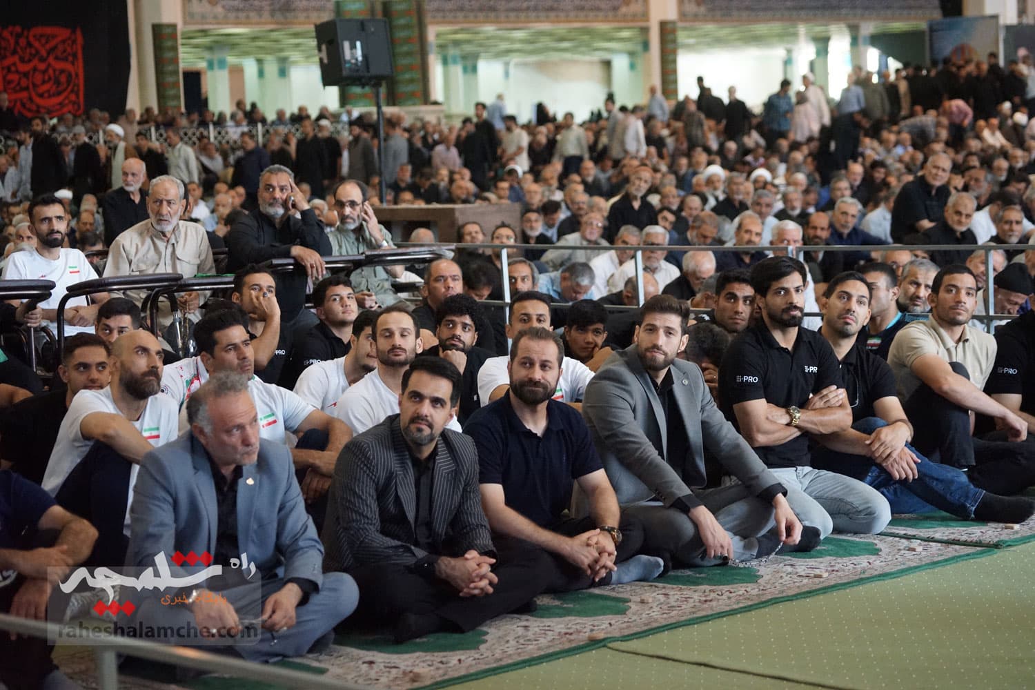 نماز جمعه این هفته تهران برگزار شد +تصاویر — تصویر 98