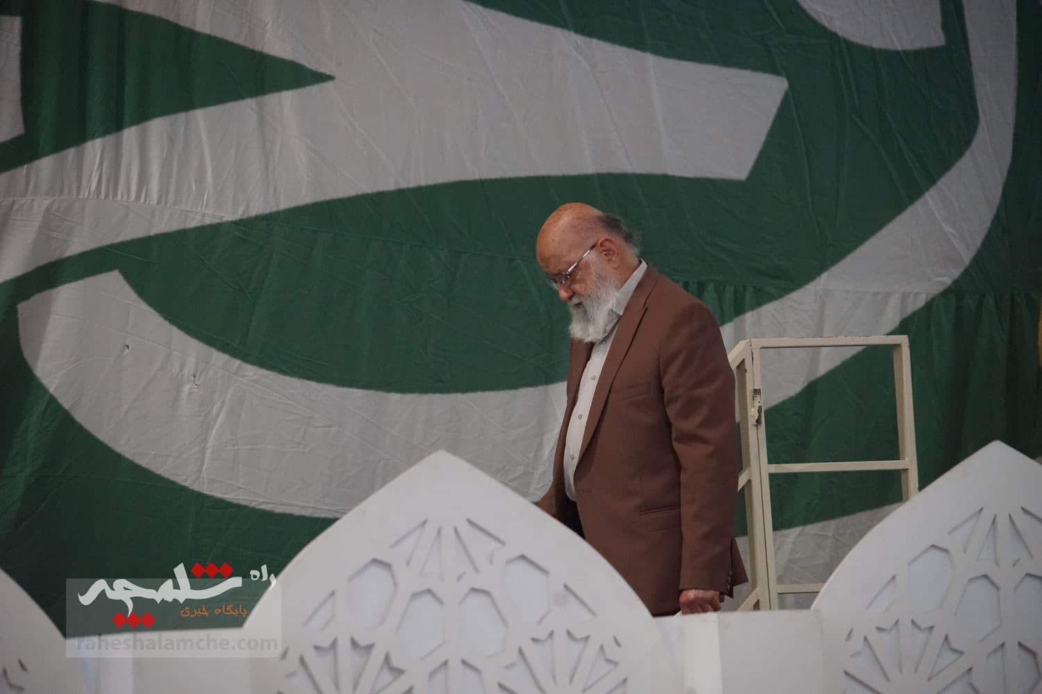 برگزاری نمازجمعه تهران در آغاز هفته کار و کارگر +تصاویر — تصویر 92