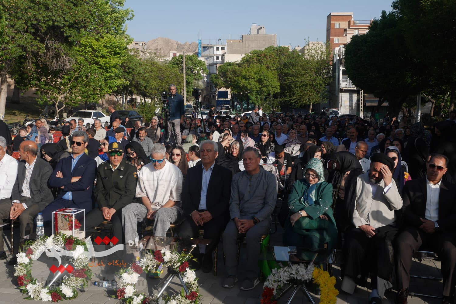 مراسم استقبال از کوهنوردان اورست در چشمهعلی شهر ری +تصاویر — تصویر 23