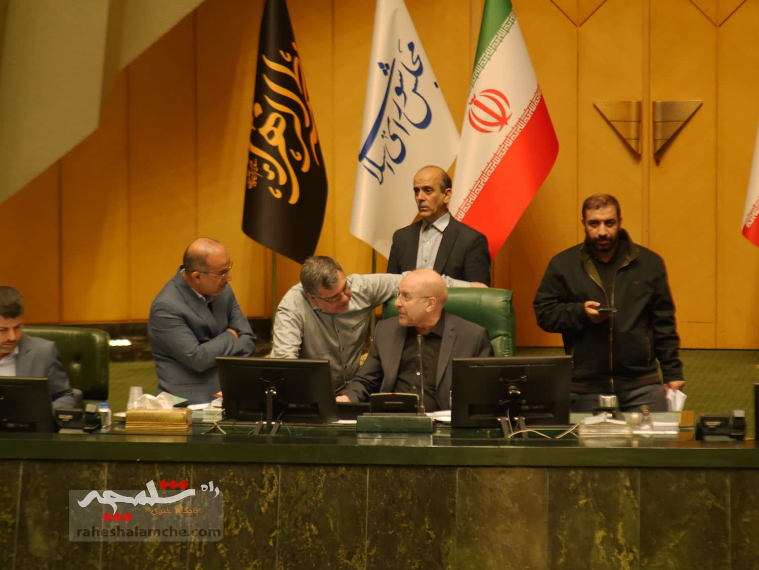 گزارش تصویری اولین روز بررسی لایحه بودجه 1404 مجلس شورای اسلامی — تصویر 9