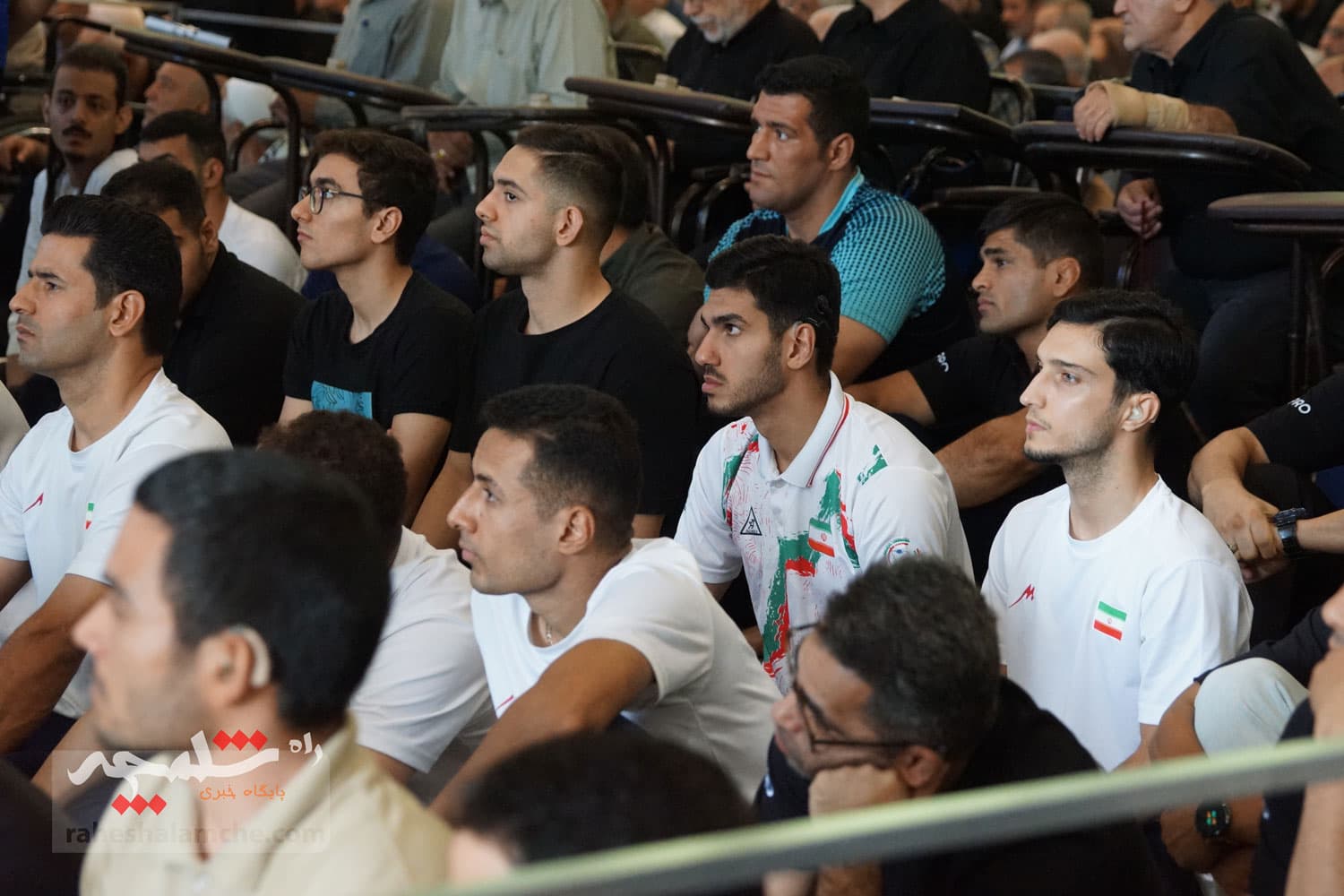 نماز جمعه این هفته تهران برگزار شد +تصاویر — تصویر 51