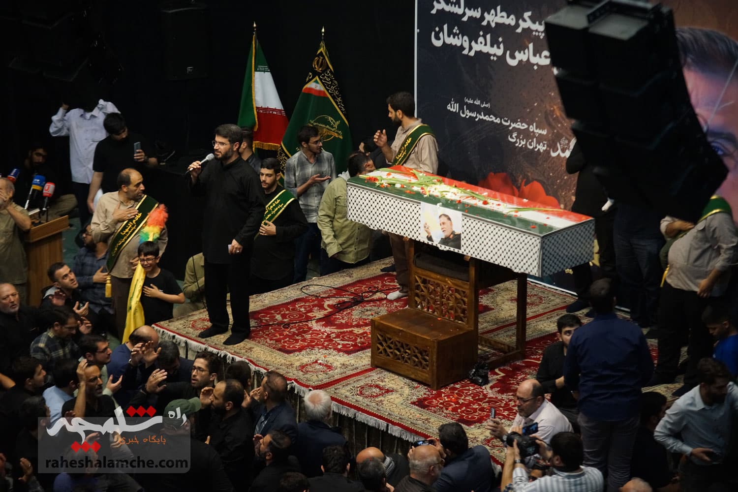 وداع باشکوه با پیکر مطهر شهید راه قدس +تصاویر — تصویر 42