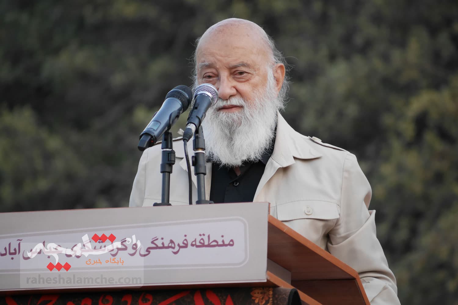 تهران با اهتزاز بزرگترین پرچم عزای حسینی در جهان به استقبال محرم رفت +تصاویر — تصویر 23