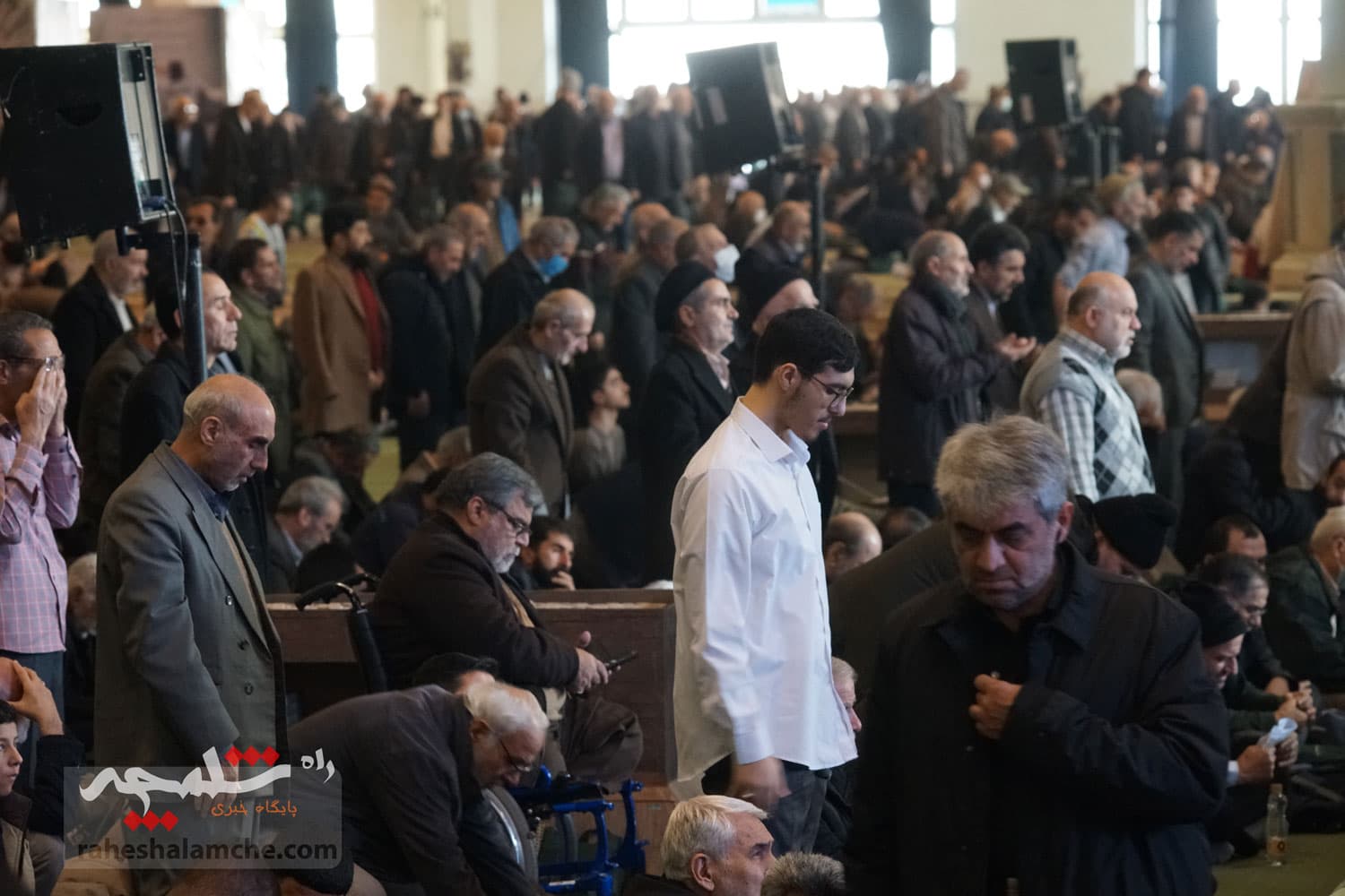 نماز جمعه این هفته تهران برگزار شد +تصاویر — تصویر 17