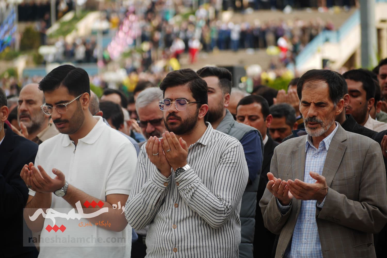 گزارش تصویری اختصاصی راه شلمچه از نماز عید فطر به امامت رهبر انقلاب — تصویر 71