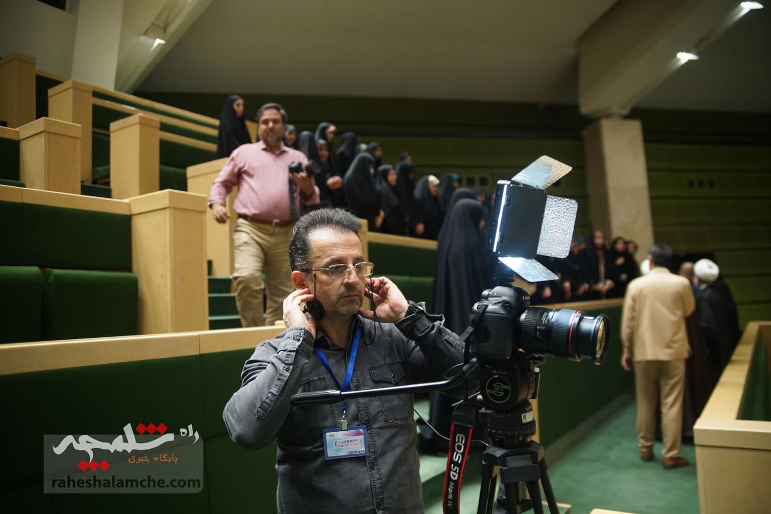گزارش تصویری کاملا متفاوت از صحن علنی مجلس — تصویر 103