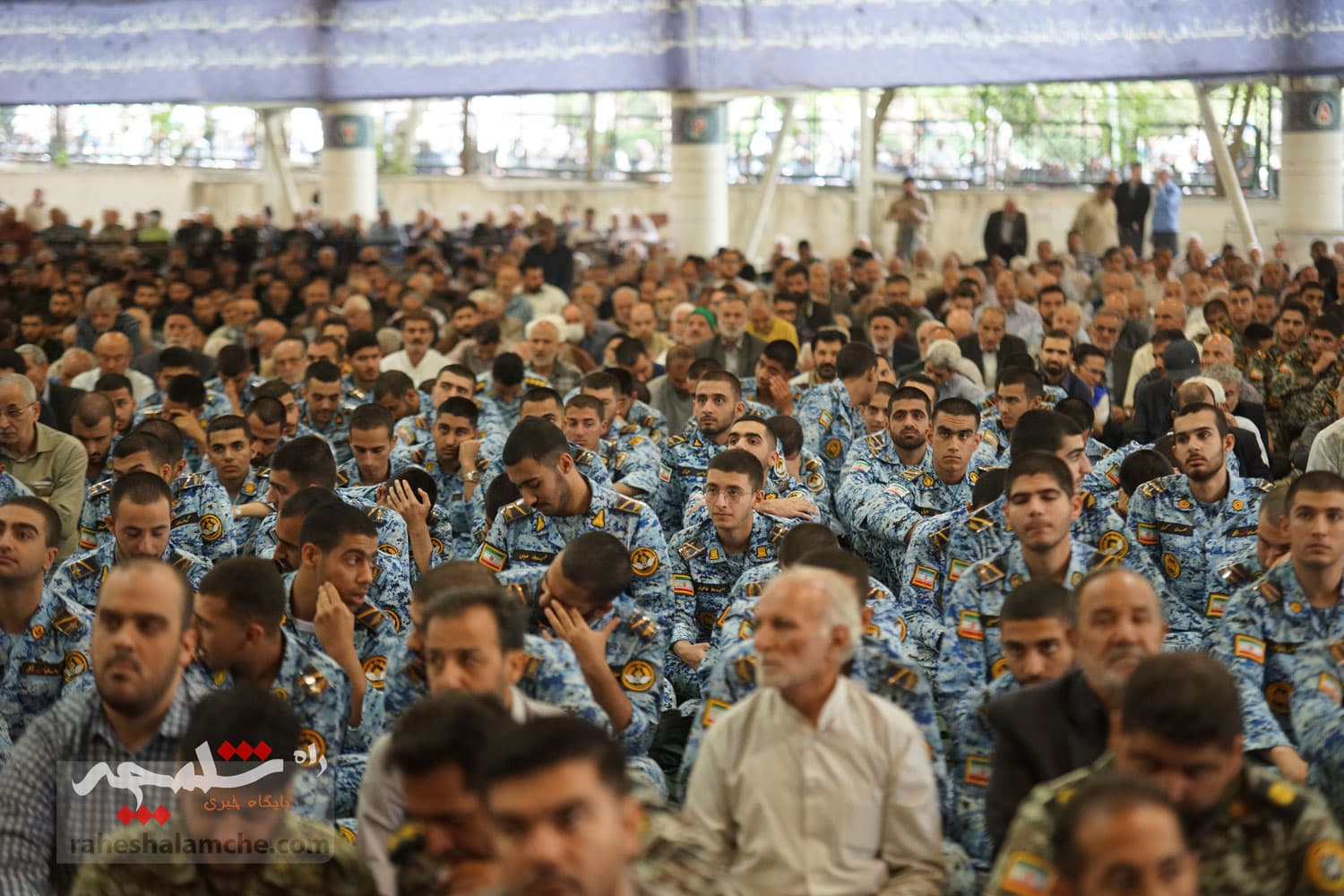 گزارش تصویری نماز جمعه تهران- 22 فروردین — تصویر 50