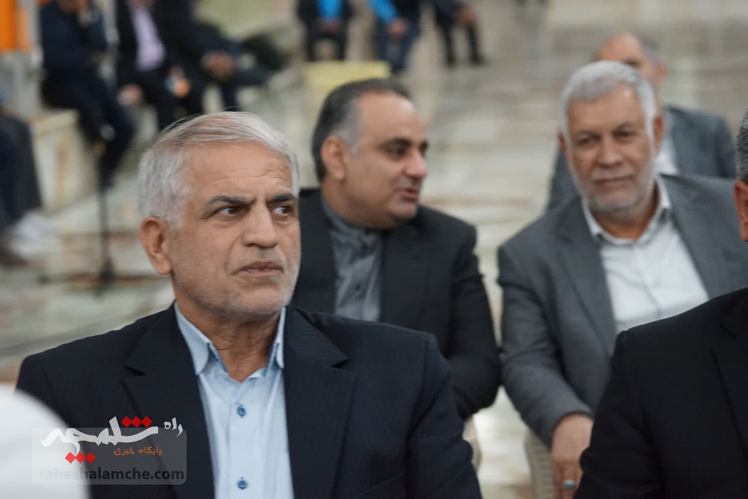 حضور نمایندگان مجلس در حرم امام خمینی(ره) +تصاویر — تصویر 54