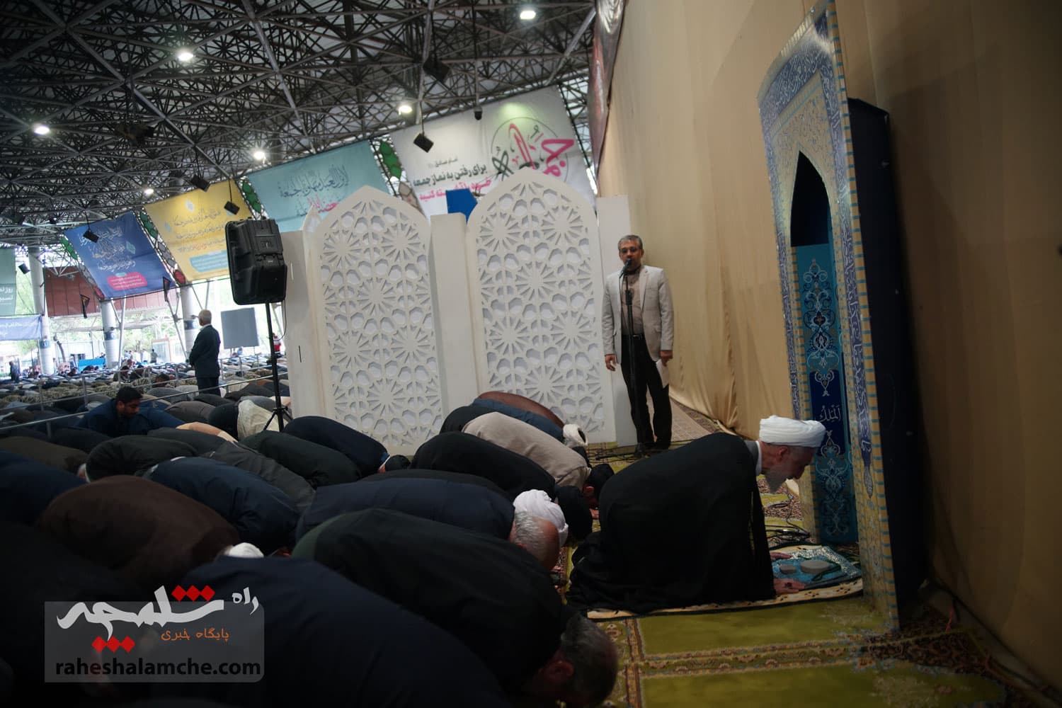 گزارش تصویری نماز جمعه تهران- 22 فروردین — تصویر 85