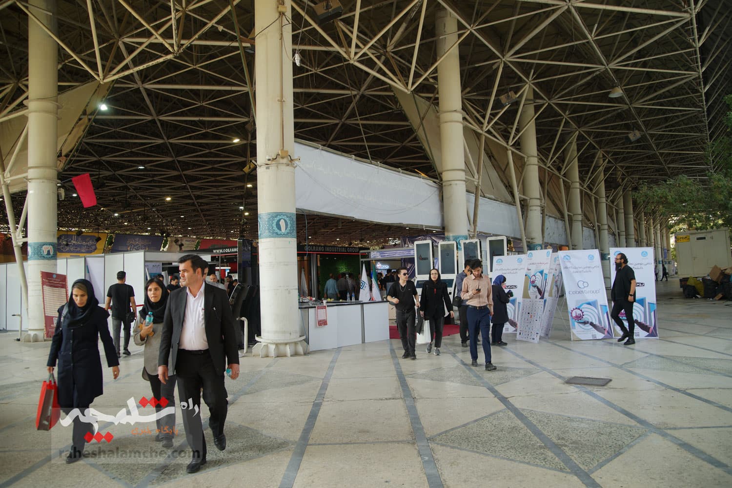 دومین «نمایشگاه کار» دانشگاه تهران +تصاویر — تصویر 61