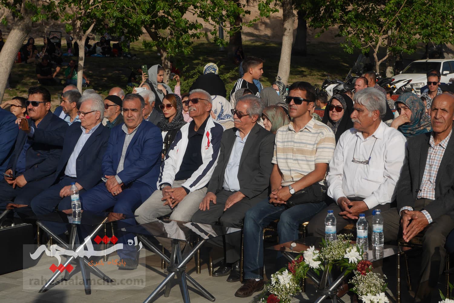 مراسم استقبال از کوهنوردان اورست در چشمهعلی شهر ری +تصاویر — تصویر 24