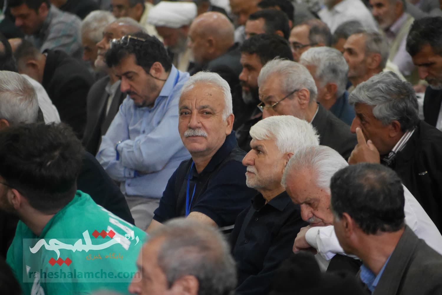 نماز جمعه 15 فروردین تهران برگزار شد +تصاویر — تصویر 6