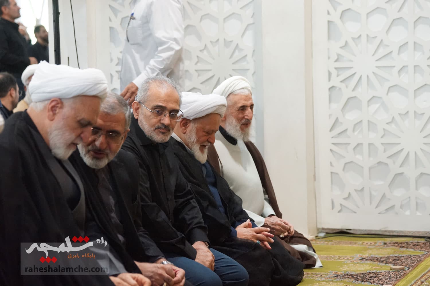 نماز جمعه تهران در اولین روز ماه محرم حسینی برگزار شد +تصاویر — تصویر 21
