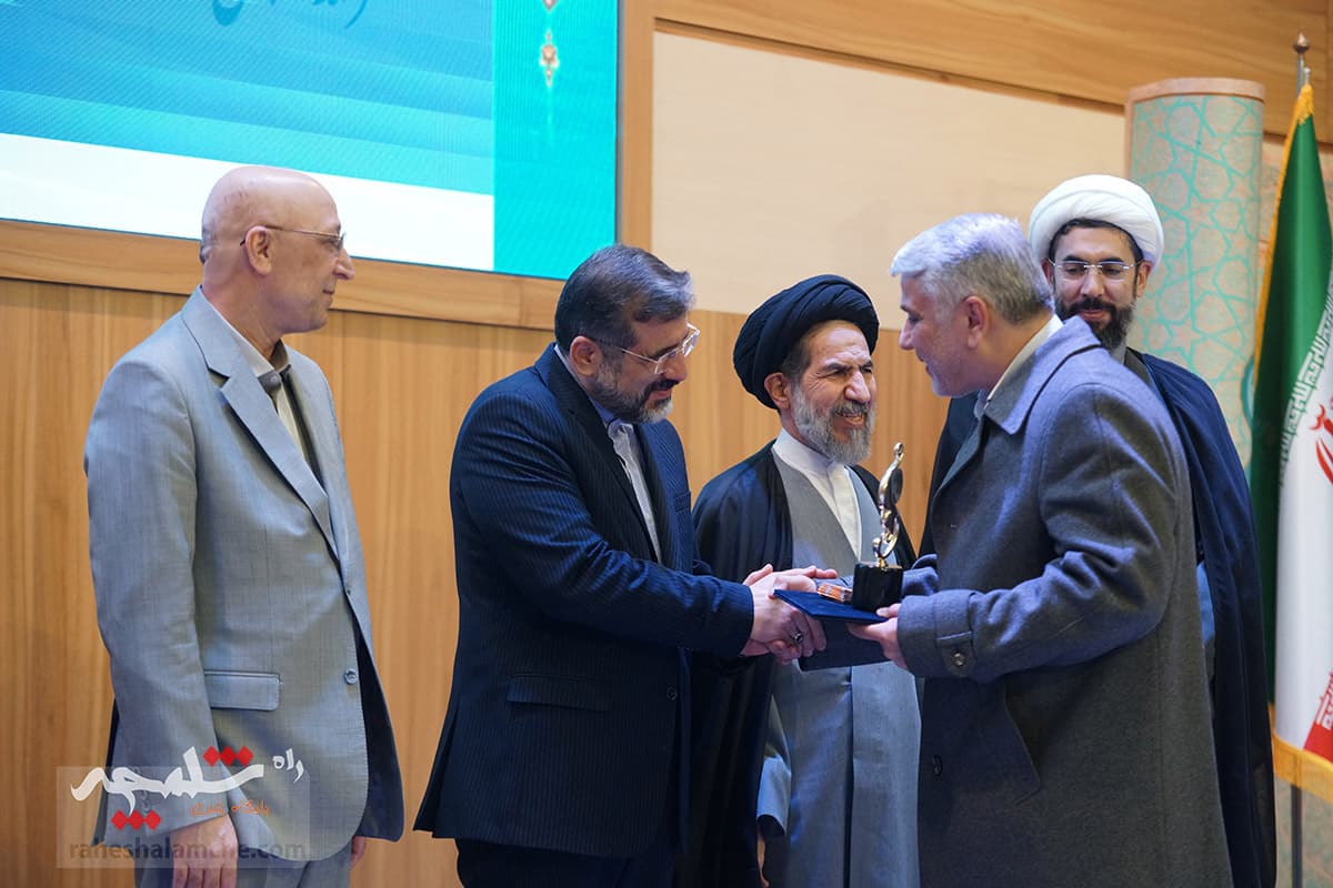 گزارش تصویری نخستین جشنواره فرهنگی دانشگاه تهران — تصویر 27