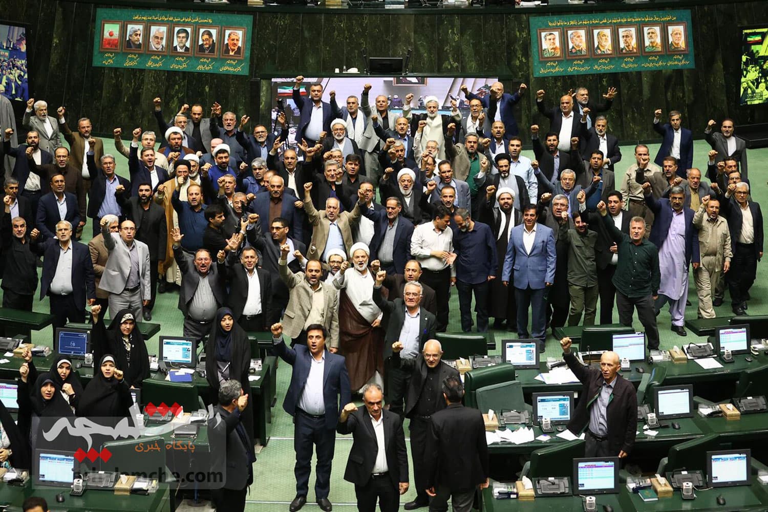 نشست علنی 2 تیر مجلس +تصاویر — تصویر 7