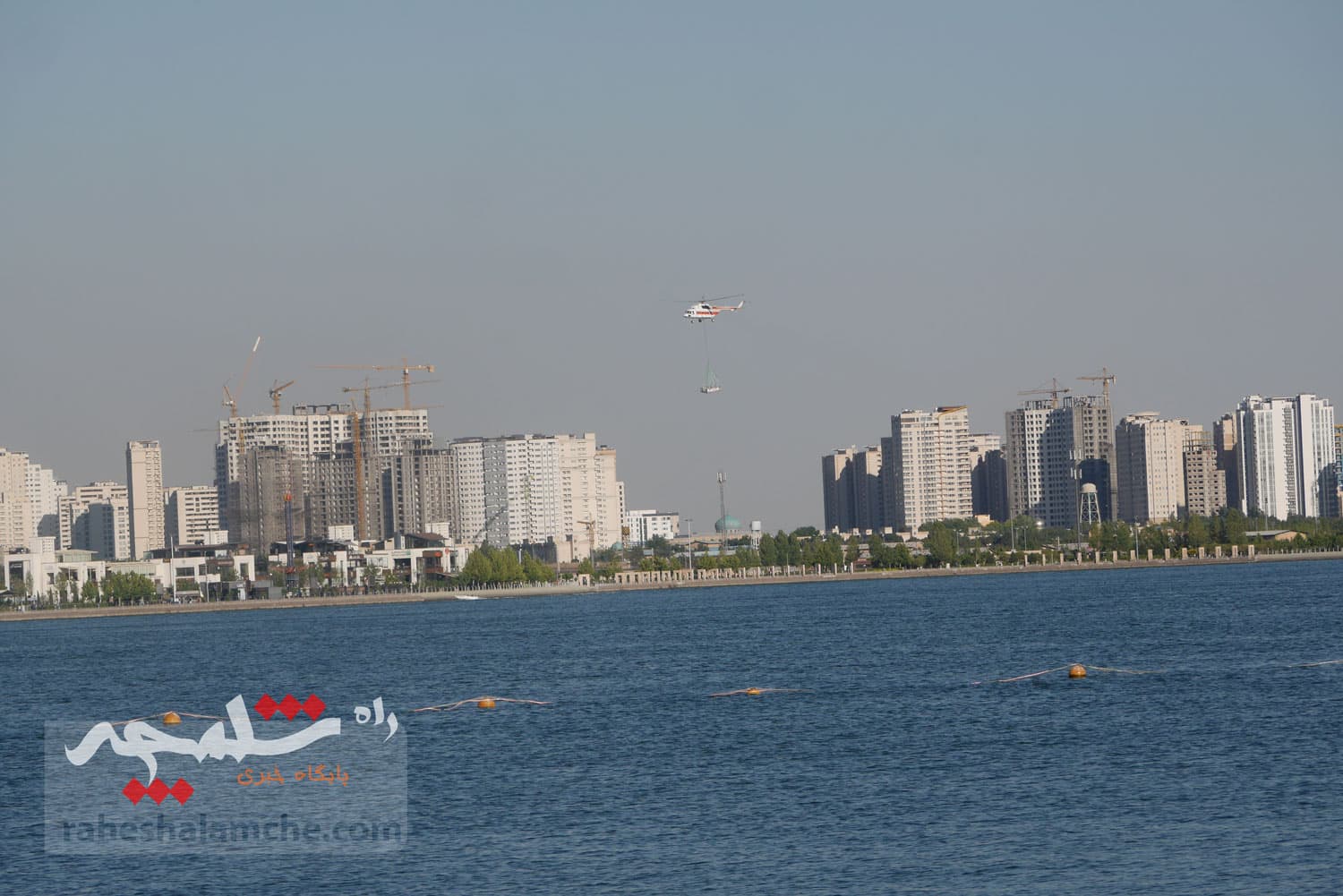 مانور امداد و نجات هلال احمر در دریاچه چیتگر +تصاویر — تصویر 25