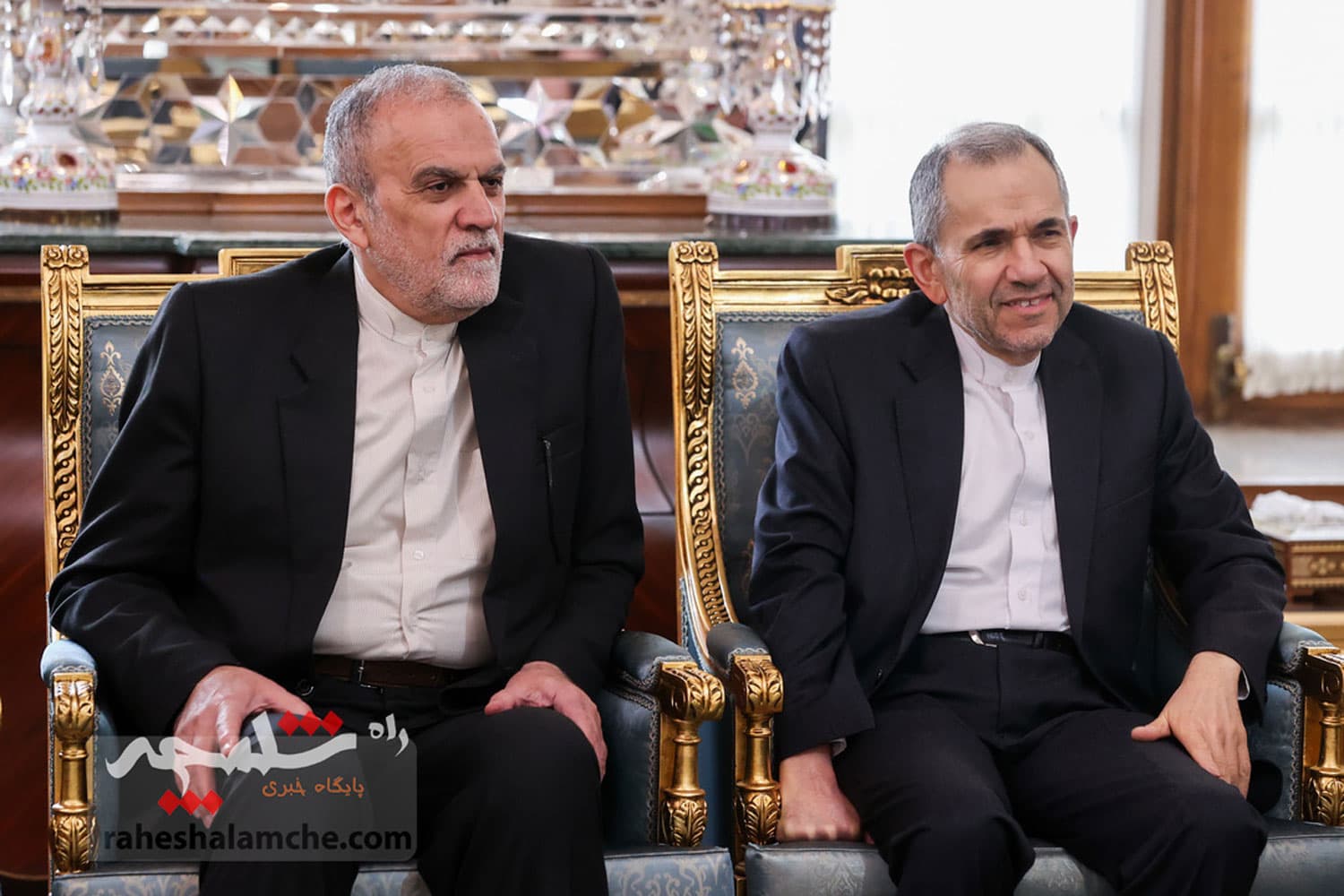 دیدار نوروزی قالیباف با مسئولان نظام +تصاویر — تصویر 58
