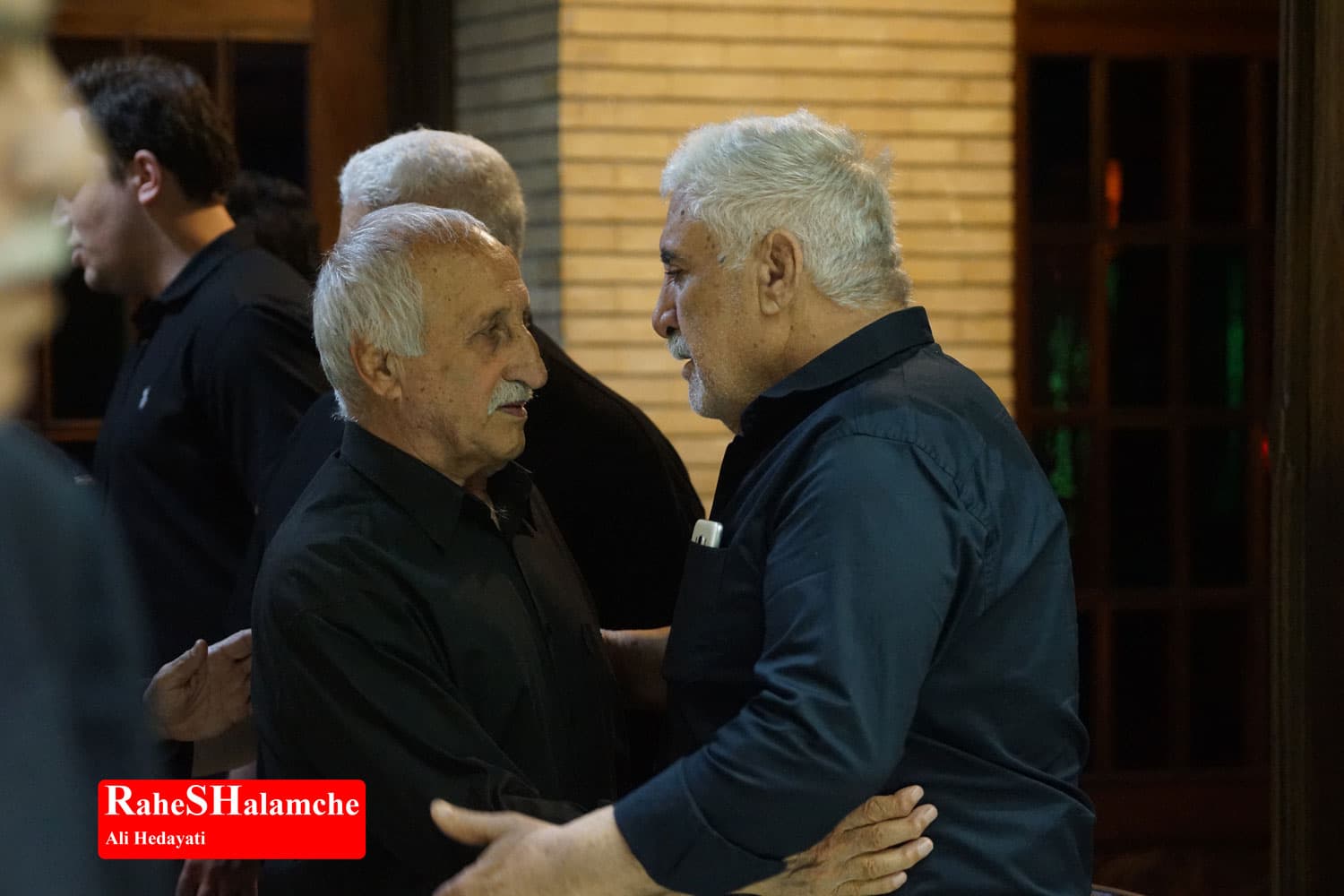 مراسم ختم رضا سوختهسرایی در غیاب مازندرانیها +تصاویر — تصویر 10