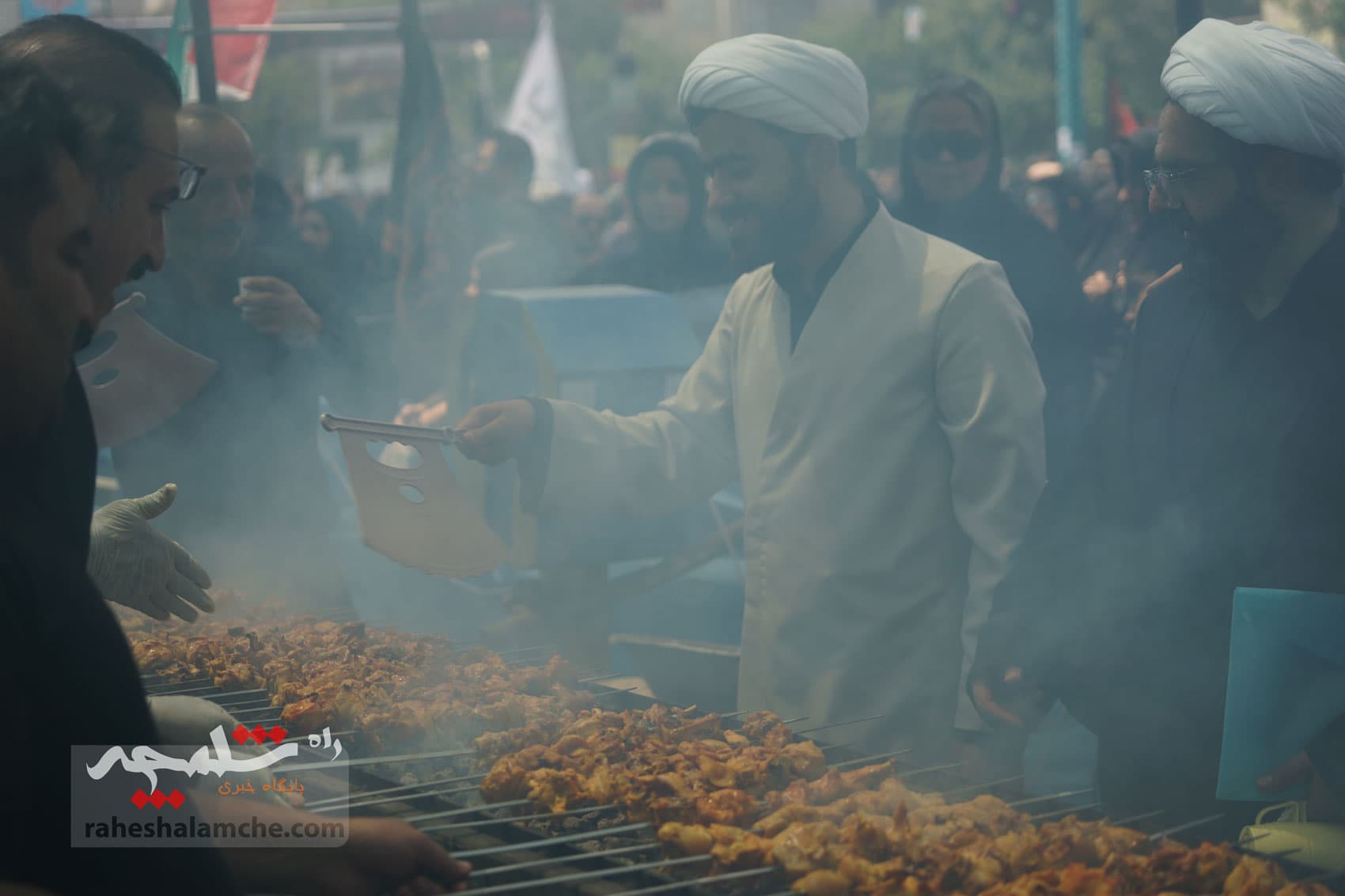 جاماندگان پیاده اربعین حسینی در تهران +تصاویر — تصویر 26