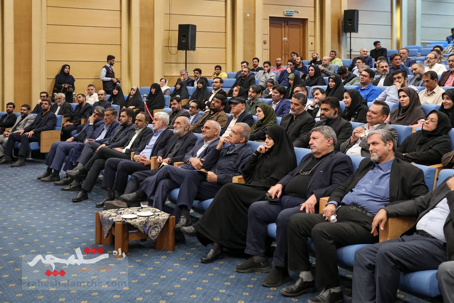 نشست خبرنگاران با رئیسجمهور چه گذشت؟ +تصاویر — تصویر 35