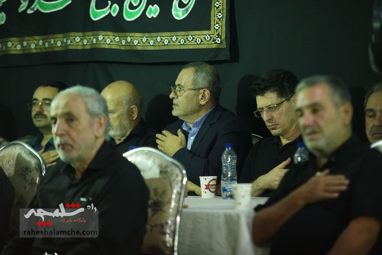پخت آش نذری و روضه خانگی در شب 28 صفر +تصاویر — تصویر 15